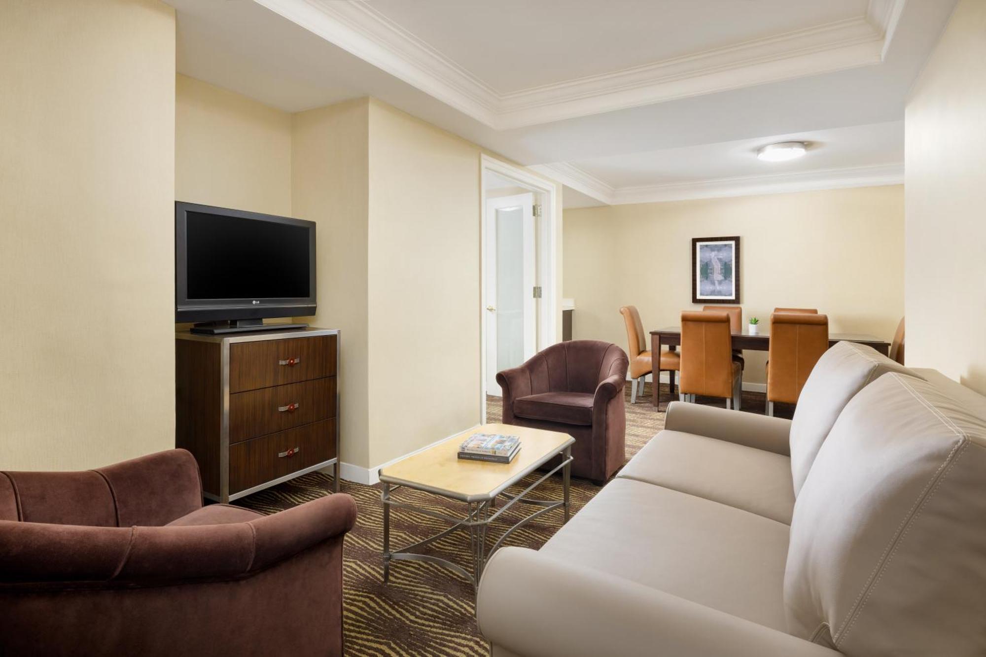 The New Yorker Hotel By Lotte Hotels