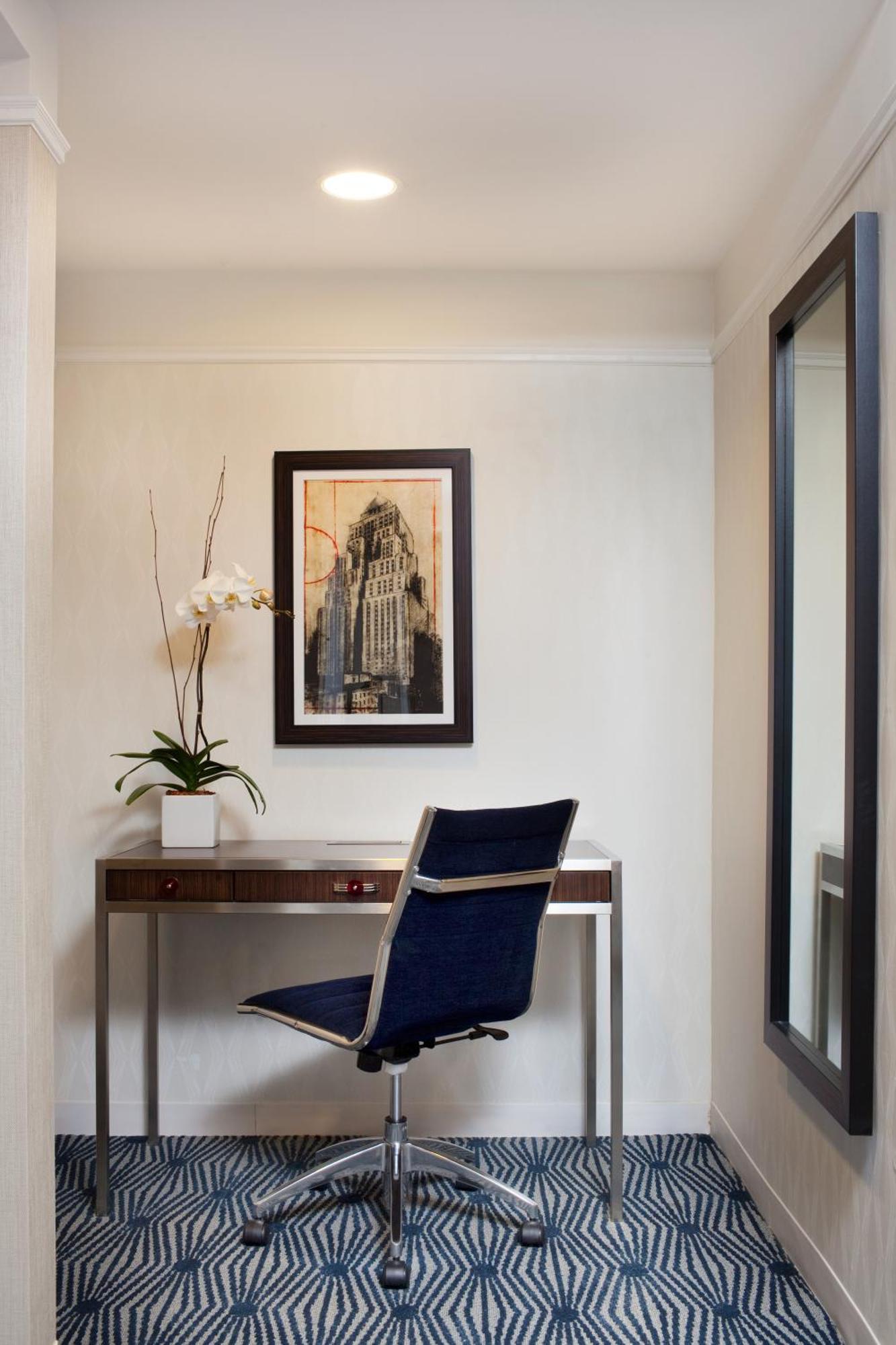 The New Yorker Hotel By Lotte Hotels 4*