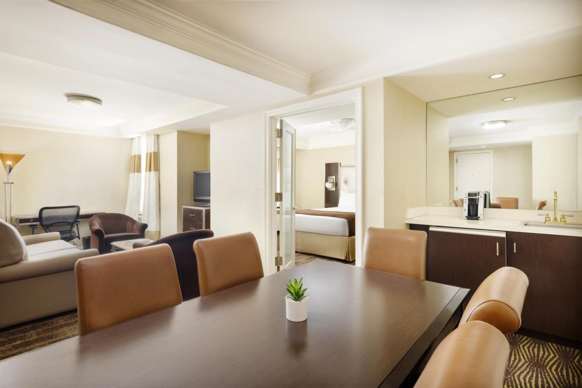The New Yorker Hotel By Lotte Hotels Hotel 4*