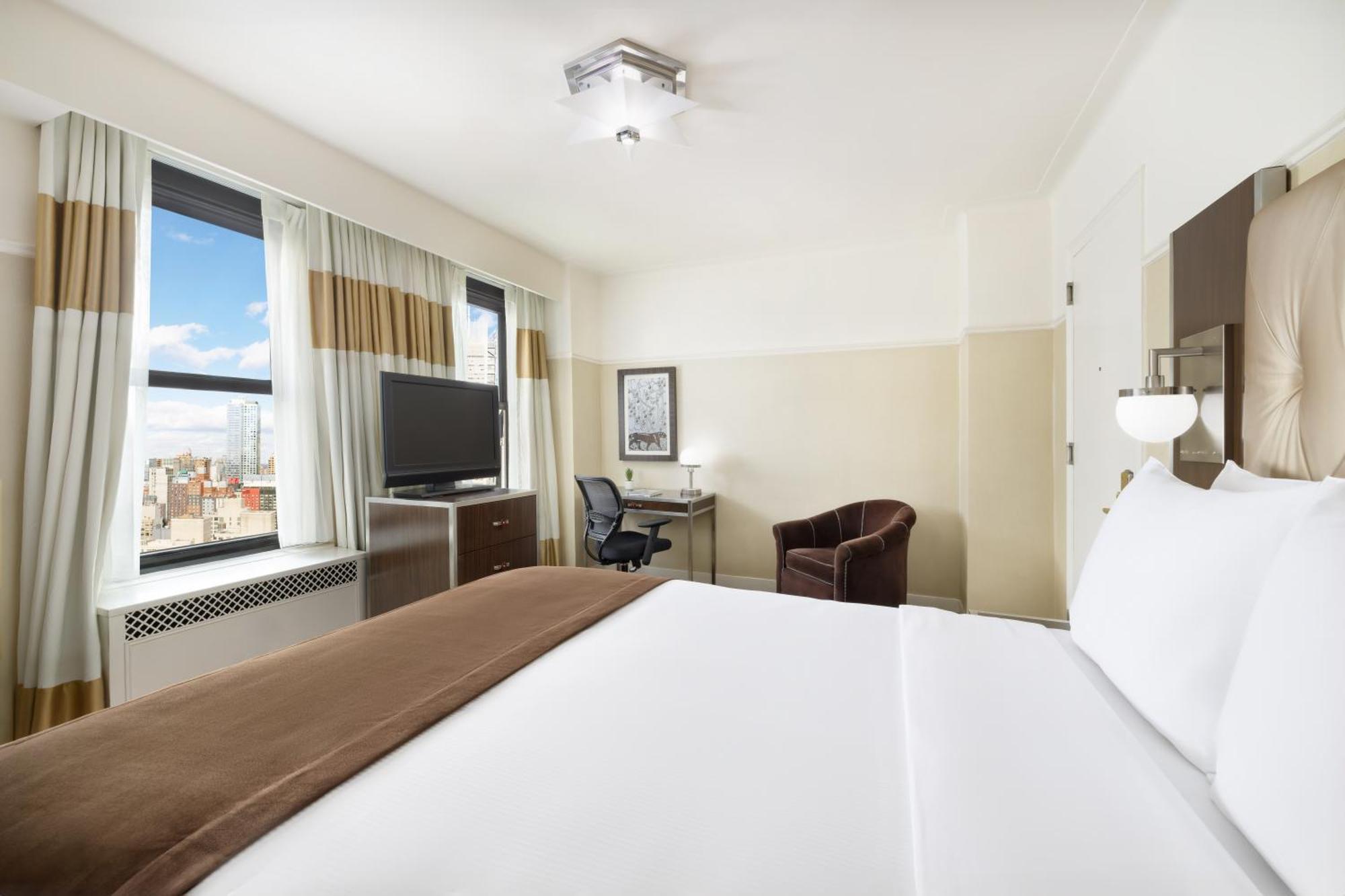 The New Yorker Hotel By Lotte Hotels Hotel 4*